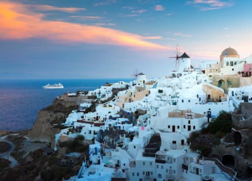 7 Day Exclusive Athens - Mykonos - Santorini Tour